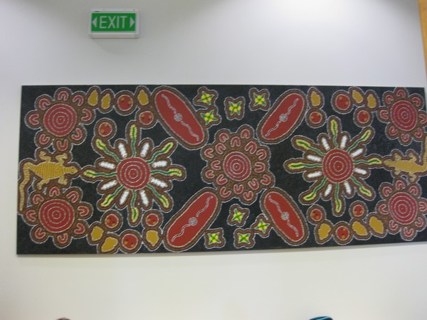 n_img_0395__aboriginal_tapestry____darwin_state_library__u_symbols_represent_women_sitting_around_fires.jpg