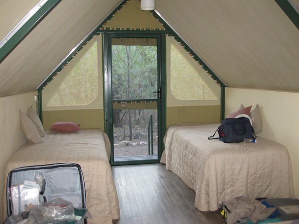 n_img_0774__our_very_comfortable_tent__with_an_en_suite___much_more_luxurious_that_our_usual_camping.jpg