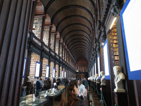 n_img_2690__the_old_library_of_trinity_college_dublin_.jpg
