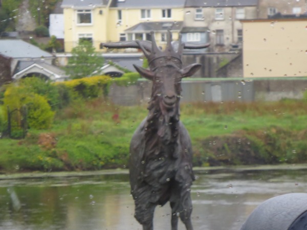 n_img_3131_the_killorgan_king_puck__he_goat__fair_celebrates_a_goat_that_warned_of_cromwell_s_invasion__1650.jpg